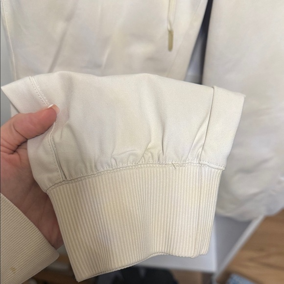 7 Diamonds Cream Jogger Pants - Picture 3 of 3